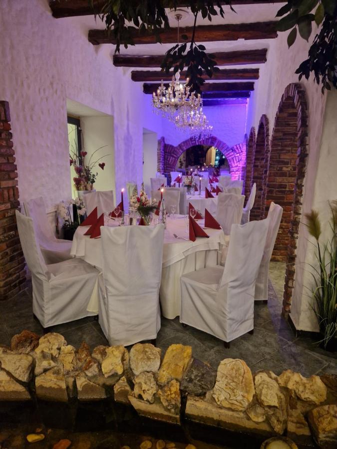 Hotel&restaurant Bei Baki 3* Sehnde